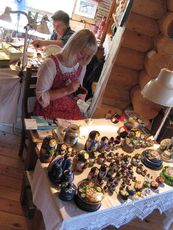 190 Kunsthandwerkerin.JPG